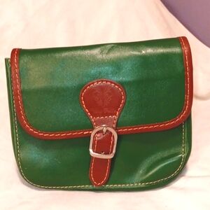 Vera Pelle Crossbody Bag.